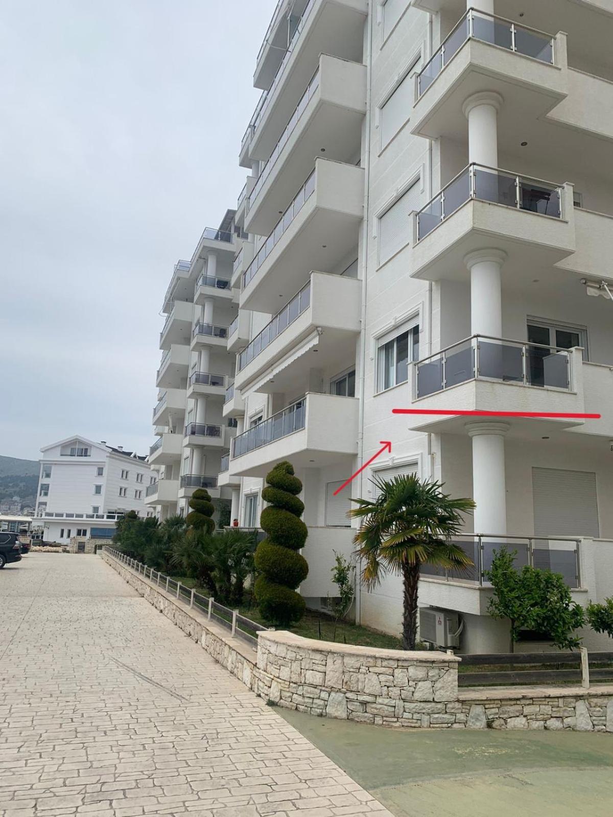 Loli Apartment Luxury White Residence Саранда Екстер'єр фото